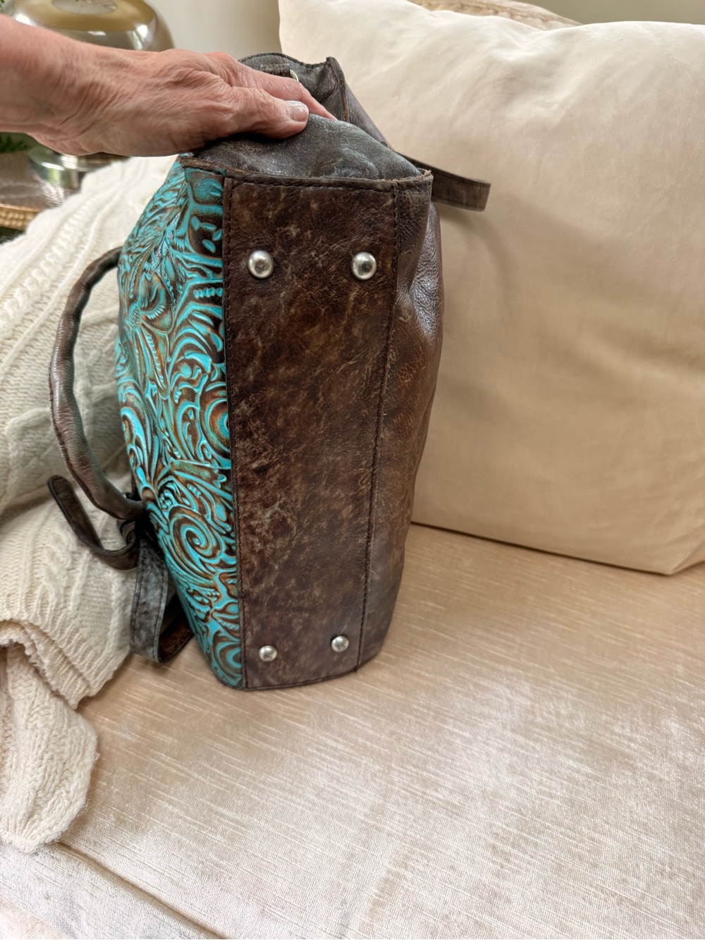 Patricia Nash Large Tooled Leather Turquoise Floral Tote Bag. - Picture 6 of 13
